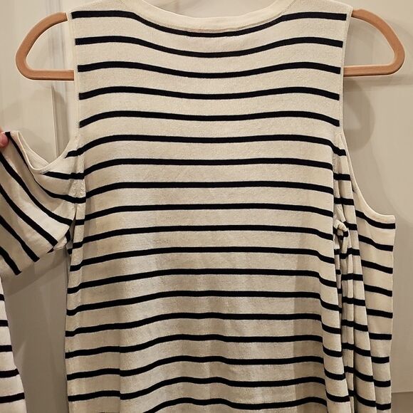 LILLY‎ PULITZER Women's L Cold Shoulder Breton Stripe Wool Blend Sweater Preppy - Picture 5 of 9